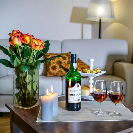 Duas Torres Aparthotel 4*