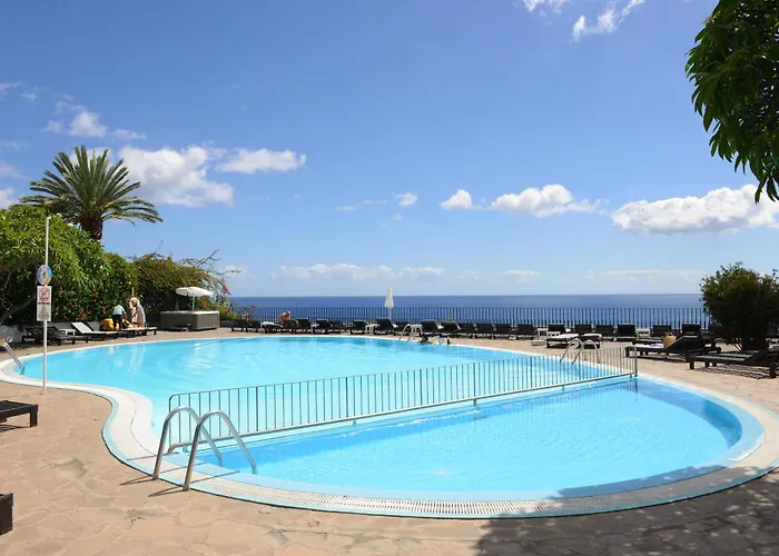 Duas Torres Aparthotel