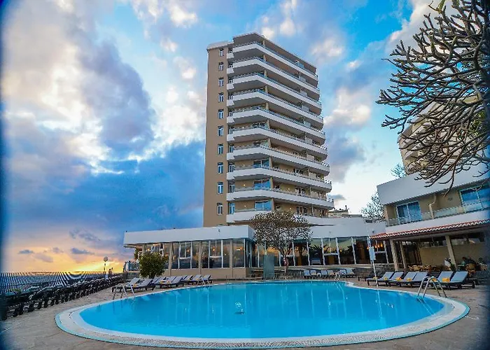 Duas Torres Funchal (Madeira)