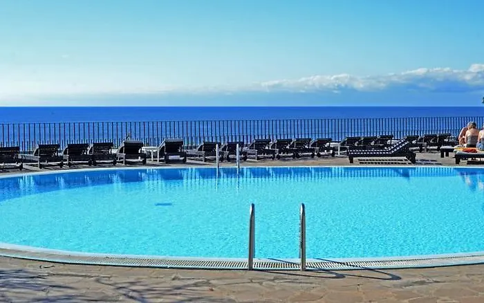 Aparthotel Duas Torres 4*