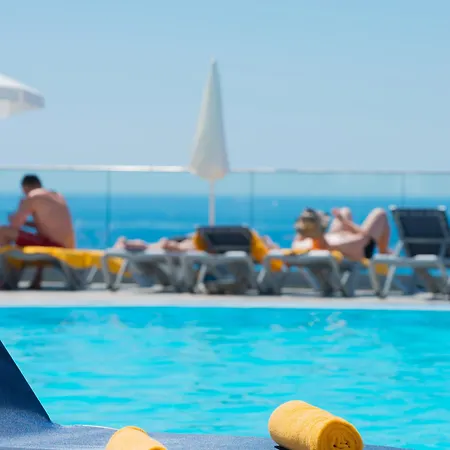 Lägenhetshotell Duas Torres 4*