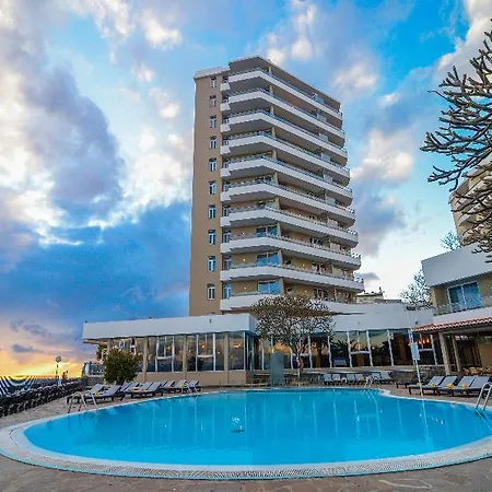 Duas Torres Funchal (Madeira)