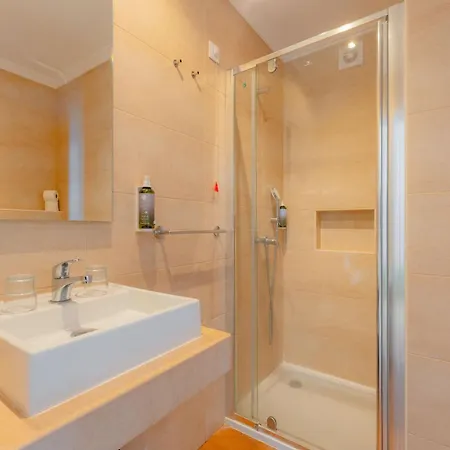 Duas Torres 4* Funchal (Madeira)