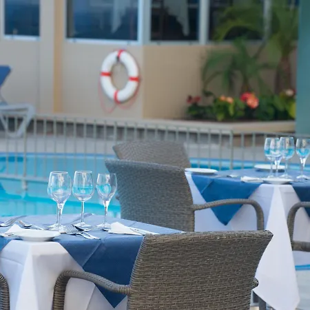 Duas Torres Hotel apartamentowy