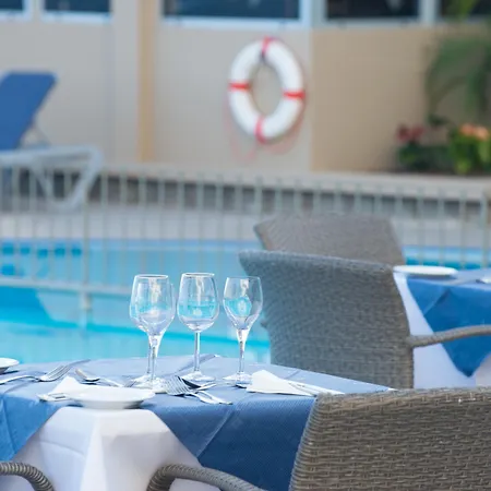 Duas Torres Hotel apartamentowy 4*