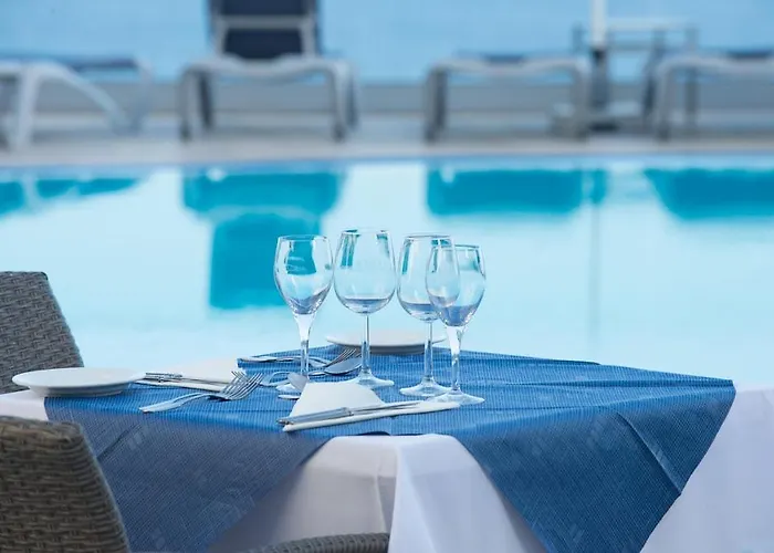 Duas Torres 4* Funchal (Madeira)