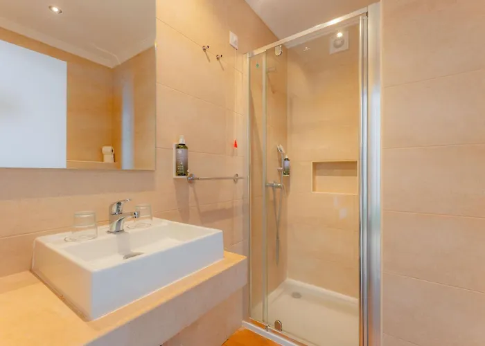 Duas Torres 4* Funchal (Madeira)