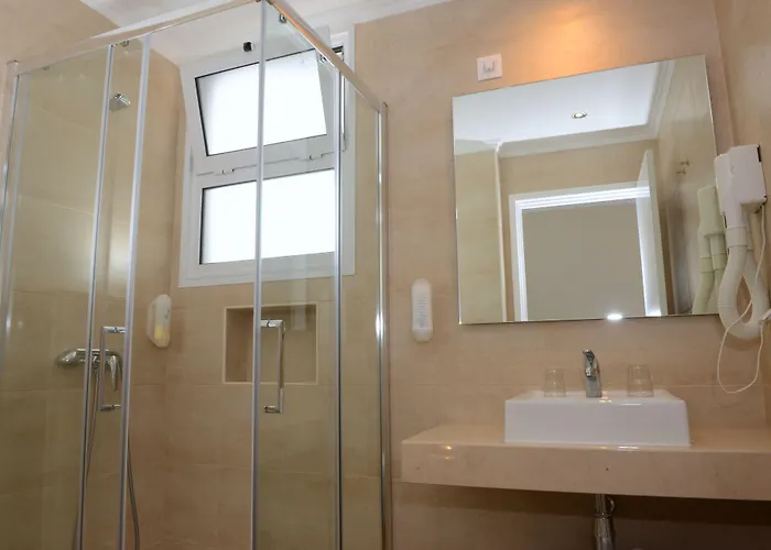 Duas Torres 4* Funchal (Madeira)